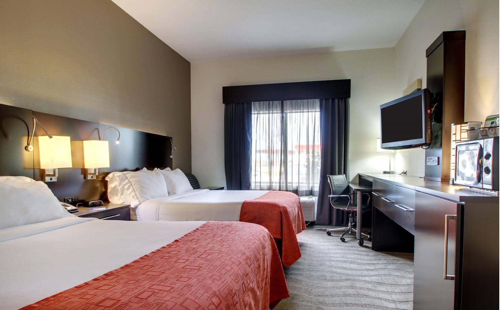 La Quinta Inn & Suites By Wyndham Meridian Kültér fotó