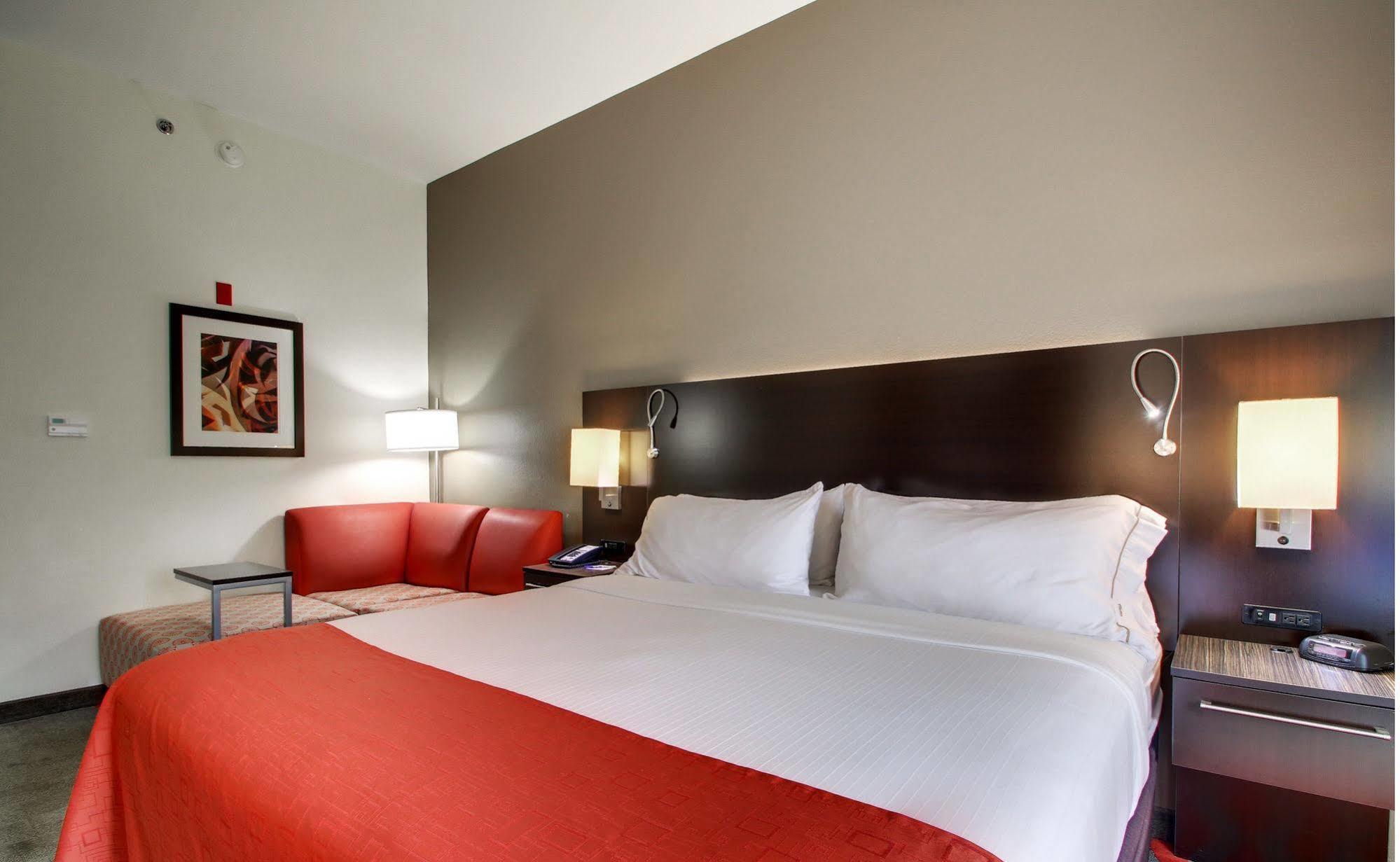 La Quinta Inn & Suites By Wyndham Meridian Kültér fotó