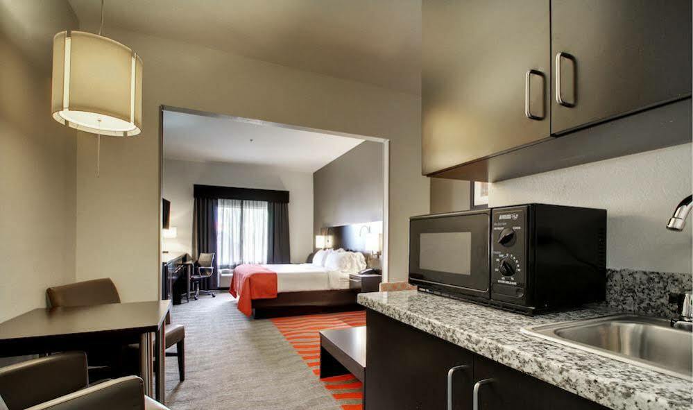 La Quinta Inn & Suites By Wyndham Meridian Kültér fotó
